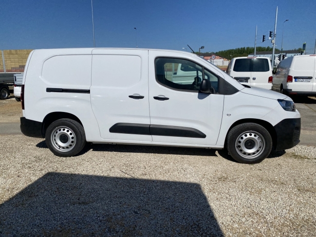 citroen-berlingo-xl-hutos-furgon-3416-951-03.jpg