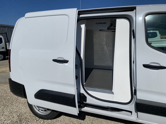 citroen-berlingo-xl-hutos-furgon-3416-951-05.jpg