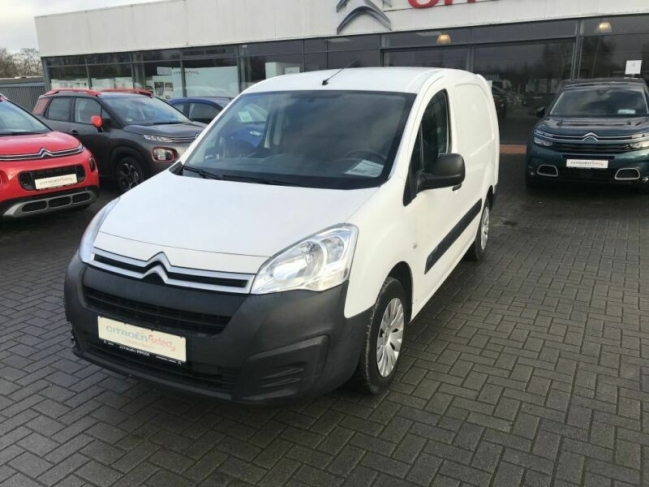 citroen-elektromos-berlingo-furgon-1101-422-01.jpg