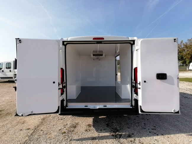 citroen-jumper-l1h1-hutos-furgon-9985-394-03.jpg