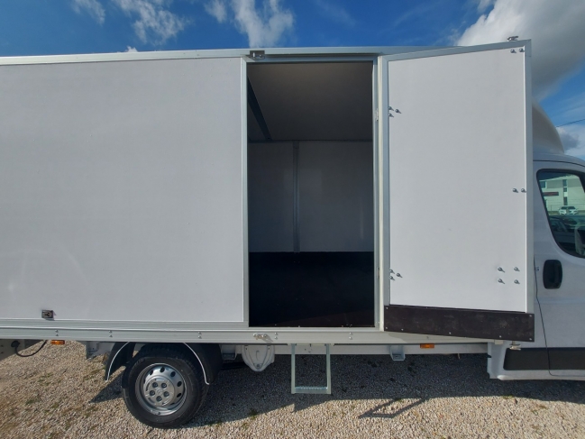 citroen-jumper-l4-heavy-doboz-7614-554-04.jpg