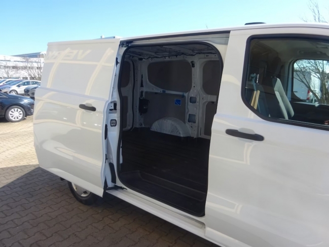 ford-transit-280-l1h1-furgon-fortransit-1153-05.jpg