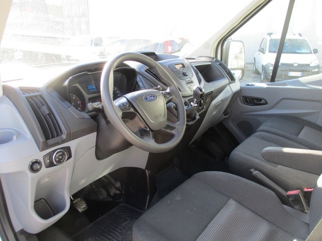 ford-transit-350-2-2-plato-ponyva-7715-450-09.jpg