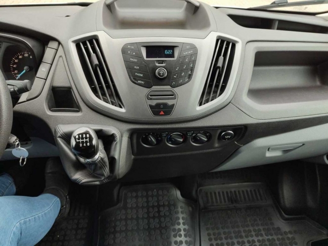 ford-transit-350-l3-doboz-96-784-07.jpg