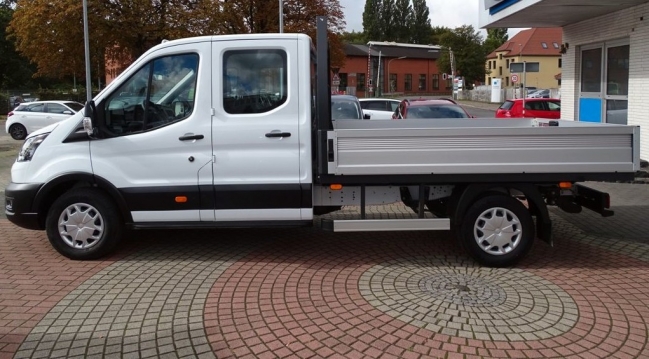 ford-transit-350-l3-doka-plato-77-744-02.jpg
