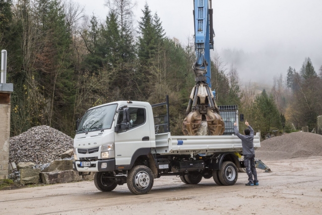fuso-canter-3c13-alvaz-5-602-14.jpg