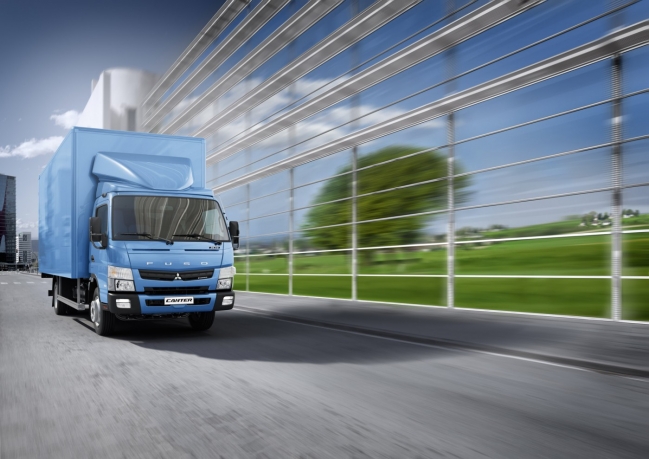 fuso-canter-3c13-doboz-2-599-02.jpg