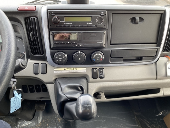 fuso-canter-7c18-billencs-m88-1125-06.jpg