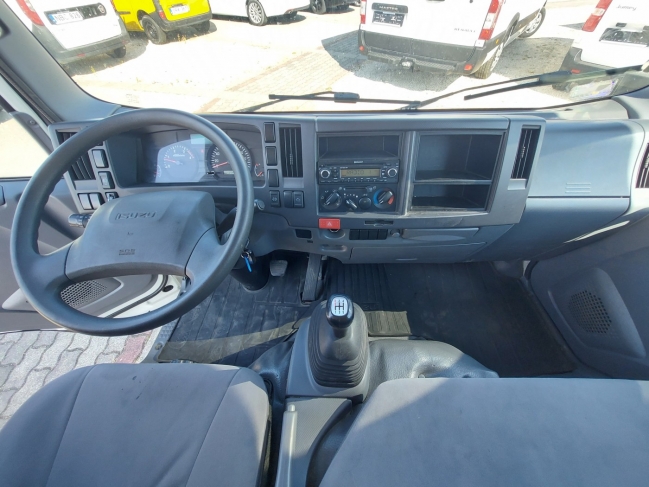 isuzu-n1r-doboz-7855-565-13.jpg
