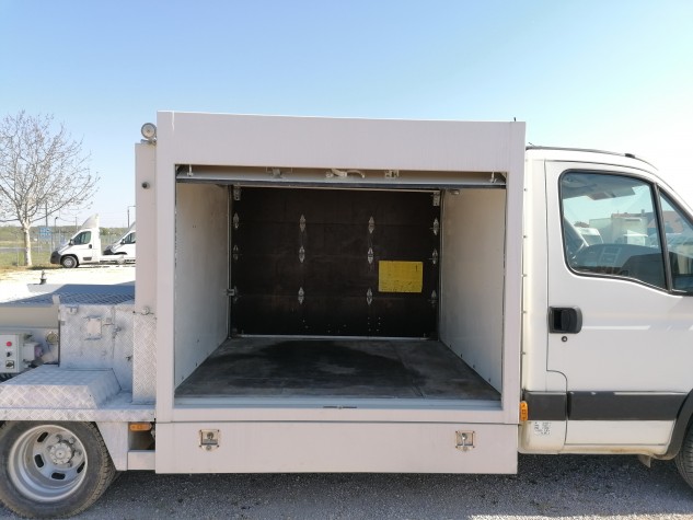 iveco-daily-35c12-plato-6247-160-06.jpg