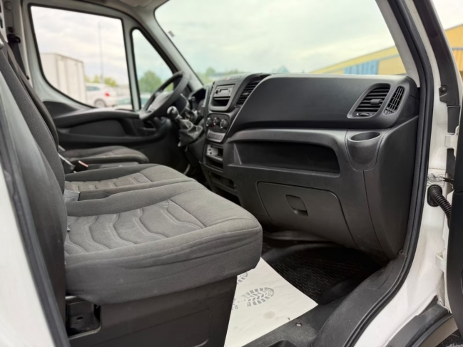 iveco-daily-35c13-hutodobozos-ivedodaily35c13-1180-08.jpg