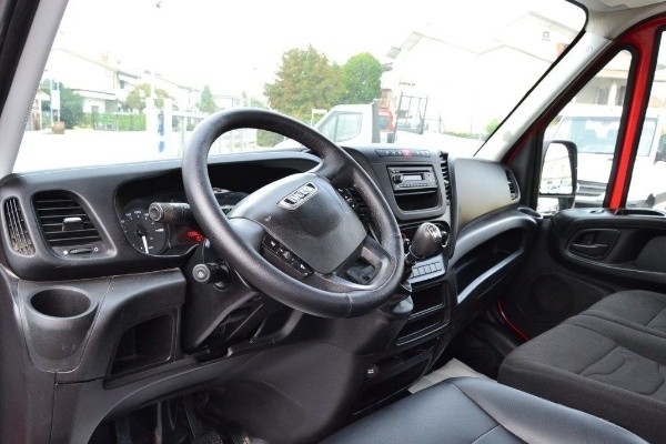 iveco-daily-35c13-plato-ivecodaily35c13-1-1218-09.jpg