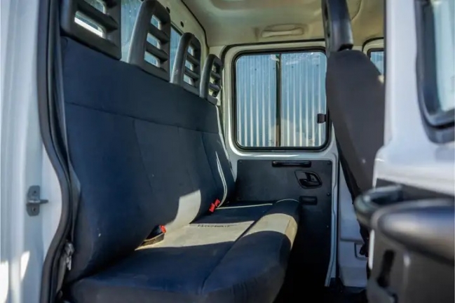 iveco-daily-35c14-billencs-43-708-06.jpg