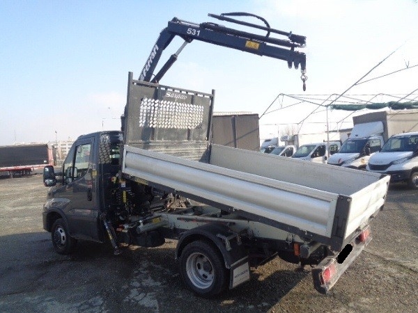 iveco-daily-35c14h-billencs-ivecodaily35c14h-1219-03.jpg
