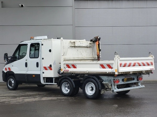 iveco-daily-35c15-billencs-a52-1144-03.jpg