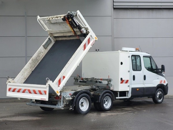 iveco-daily-35c15-billencs-a52-1144-04.jpg