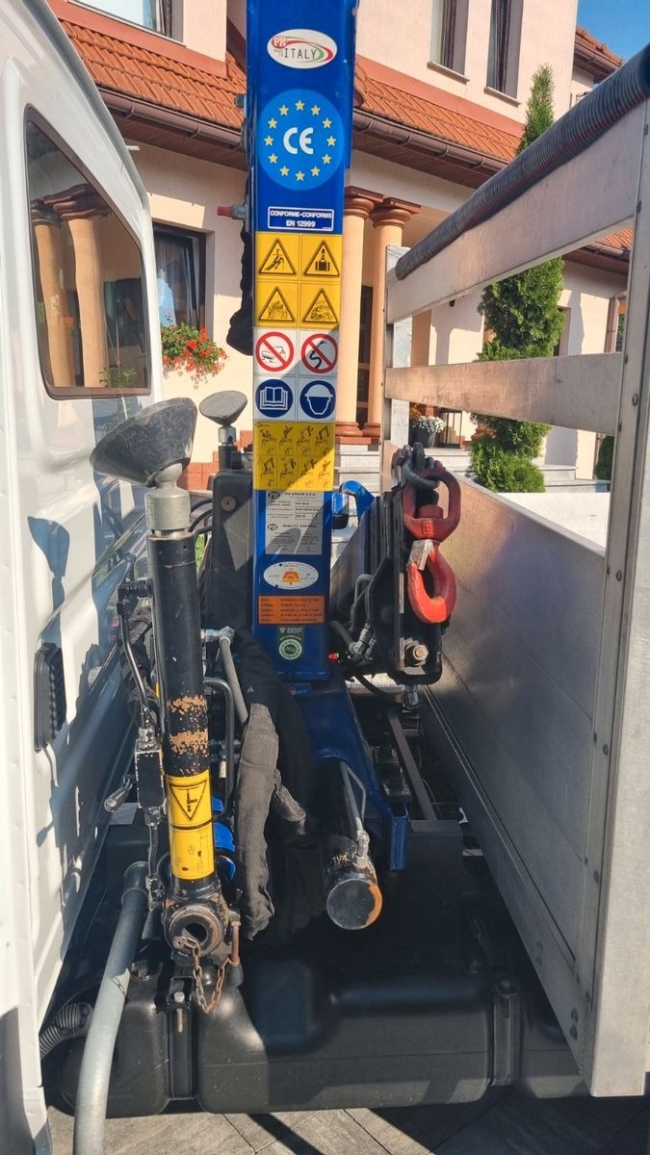 iveco-daily-35c15-plato-41-706-06.jpg