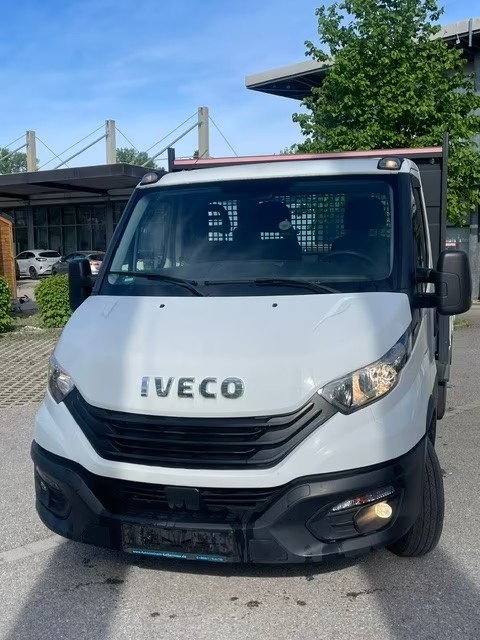 iveco-daily-35c16-billeno-platos-ivecodaily35c16-5-1221-02.jpg