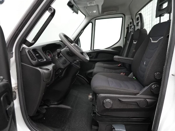 iveco-daily-35c16-billeno-platos-ivecodaily35c16-6-1224-15.jpg