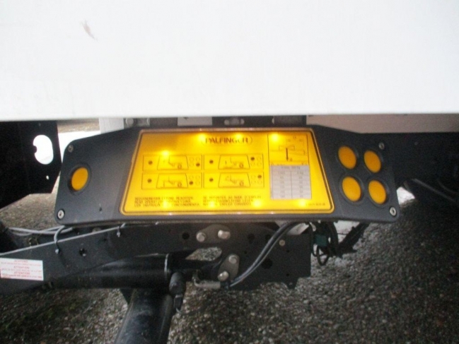 iveco-daily-35c16-dobozos-ivecodaily35c16-1156-12.jpg