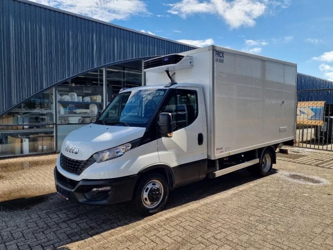iveco-daily-35c16-hutodobozos-ivecodaily35c16-2-1184-02.jpg