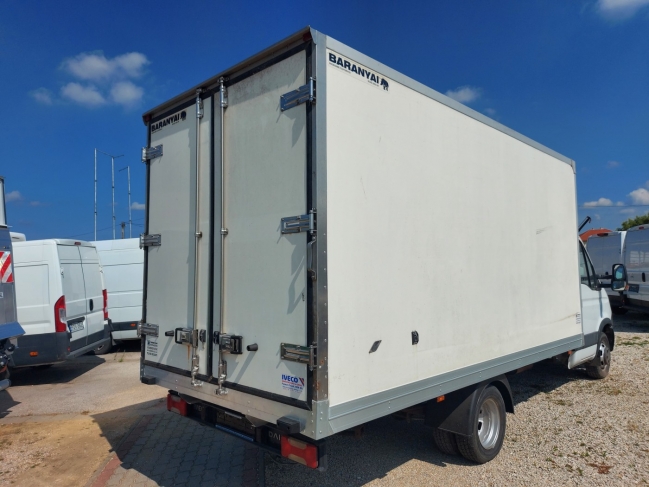 iveco-daily-35c17-hutodoboz-7463-680-06.jpg