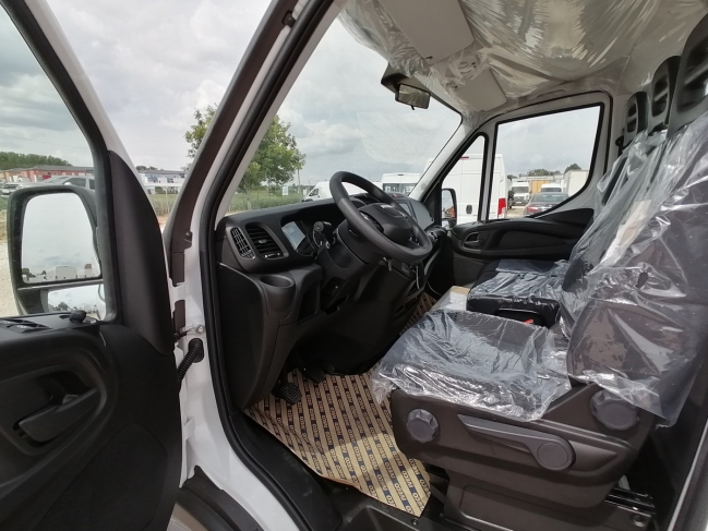iveco-daily-35c18-alvaz-8855-691-07.jpg