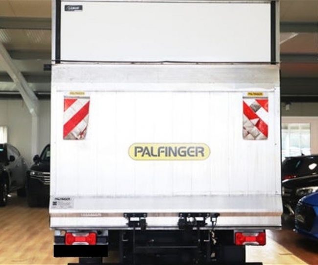 iveco-daily-35c18-doboz-7687-366-04.jpg