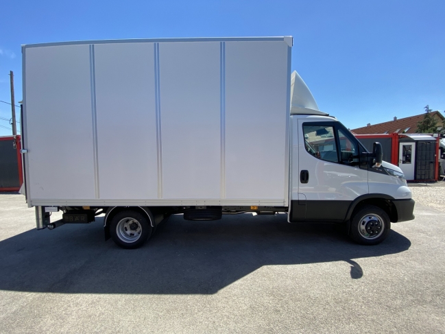 iveco-daily-35c18h-doboz-4881-698-05.jpg