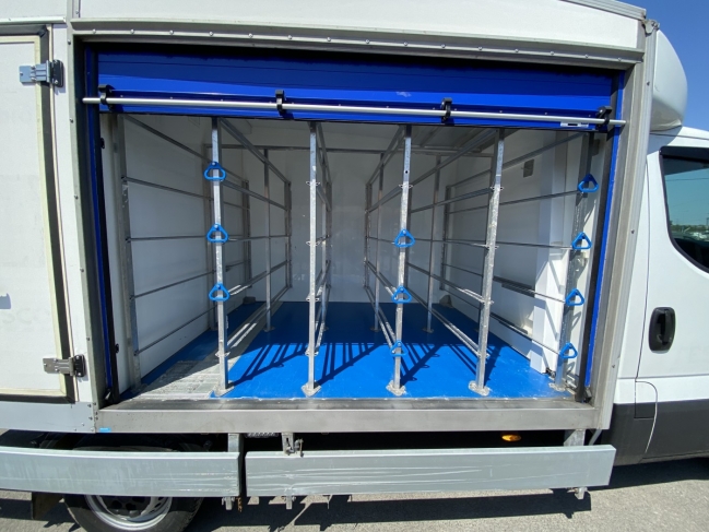 iveco-daily-35s12-dobozos-4406-1058-06.jpg