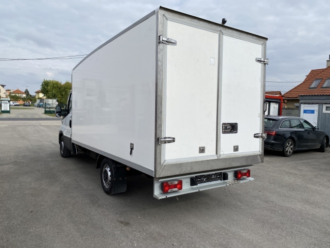 iveco-daily-35s12-hutodoboz-4401-1198-03.jpg