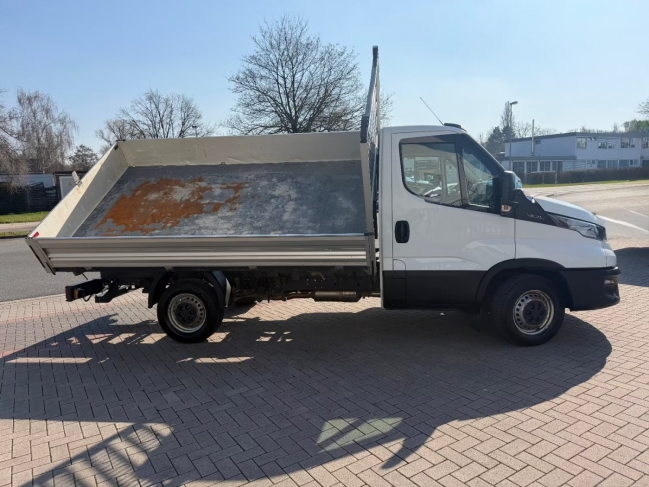 iveco-daily-35s14-billeno-platos-ivecodaily35s14-5-1223-07.jpg