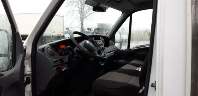 iveco-daily-35s14-doboz-ir008-368-07.jpg