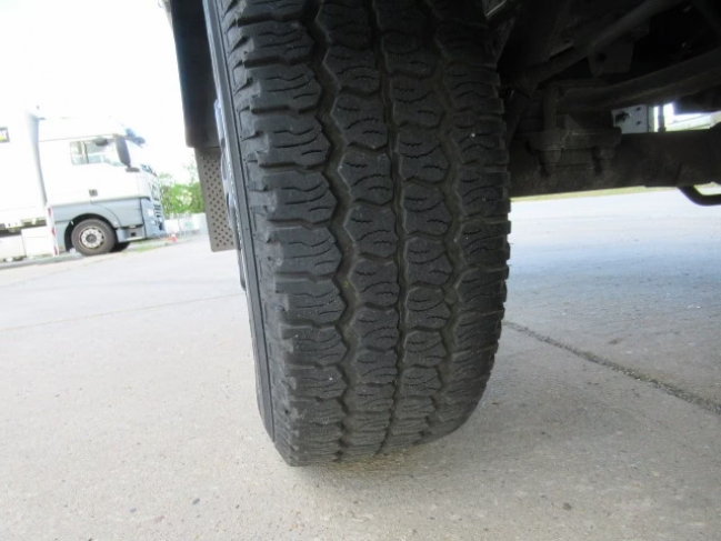 iveco-daily-35s15-plato-ivecodaily35s15-1213-10.jpg
