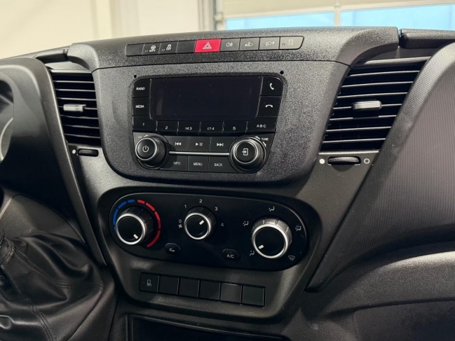 iveco-daily-35s16-billencs-md446248438-1146-09.jpg