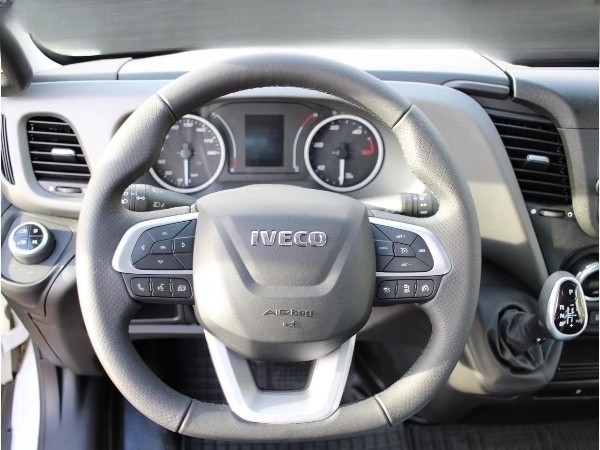 iveco-daily-35s18-doka-plato-ivecodaily35s18a-1192-10.jpg
