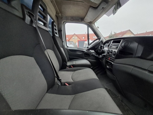 iveco-daily-50c15-plato-ponyva-4330-1068-06.jpg