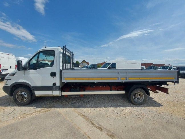 iveco-daily-72c17-billencs-7540-401-09.jpg