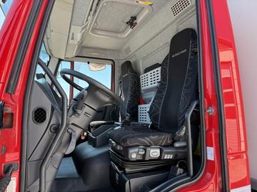 iveco-eurocargo-180-e-hutodobozos-ir1-1011-08.jpg