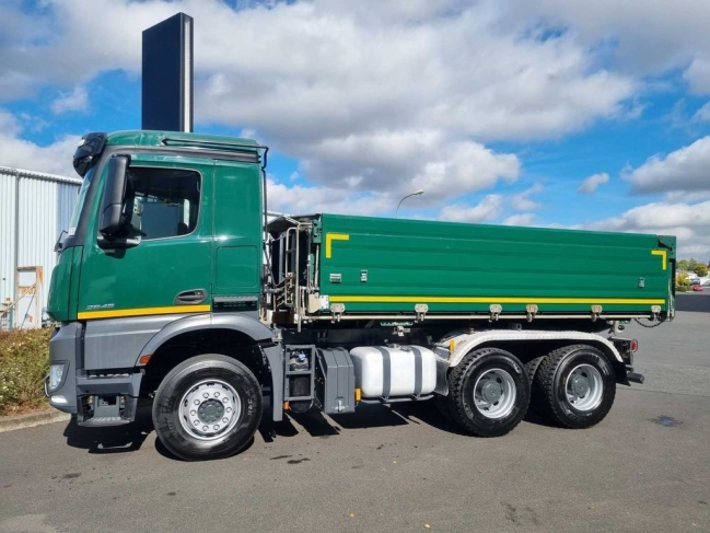 mercedes-arocs-2645-k-billencs-2118-809-02.jpg