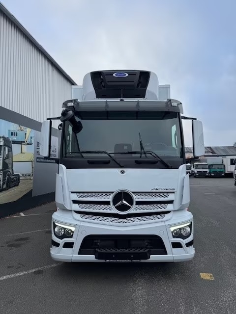 mercedes-benz-actros-1830--mercedesbenzactros-1232-01.jpg