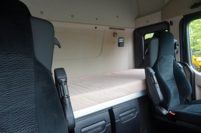mercedes-benz-actros-2540--mercedesbenzactros2540-1233-11.jpg