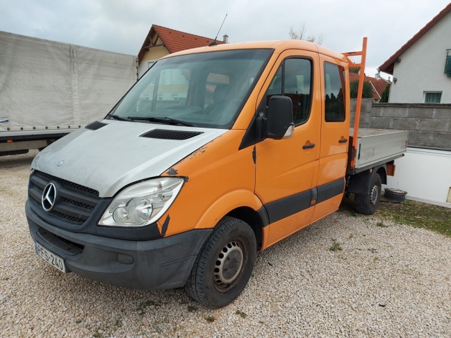 mercedes-sprinter-213-cdi-doka-plato-8210-751-02.jpg