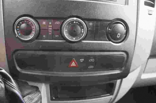 mercedes-sprinter-313-cdi-furgon-7723-456-07.jpg