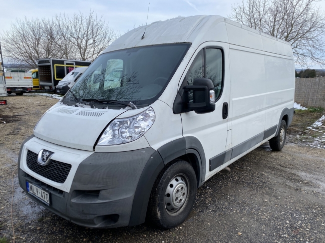 peugeot-boxer-l3h2-furgon-3683-1160-01.jpg