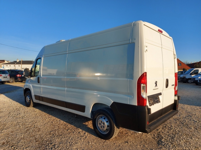 peugeot-boxer-l3h2-hutos-furgon-9970-415-01.jpg