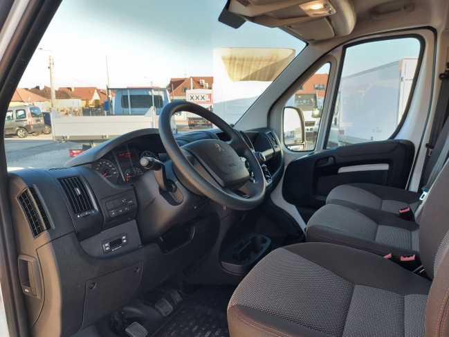peugeot-boxer-l3h2-hutos-furgon-9993-377-09.jpg