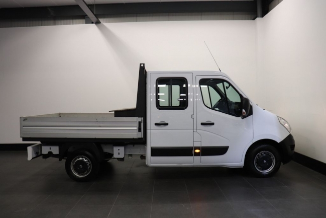 renault-master-l2h1-doka-plato-2106-795-01.jpg