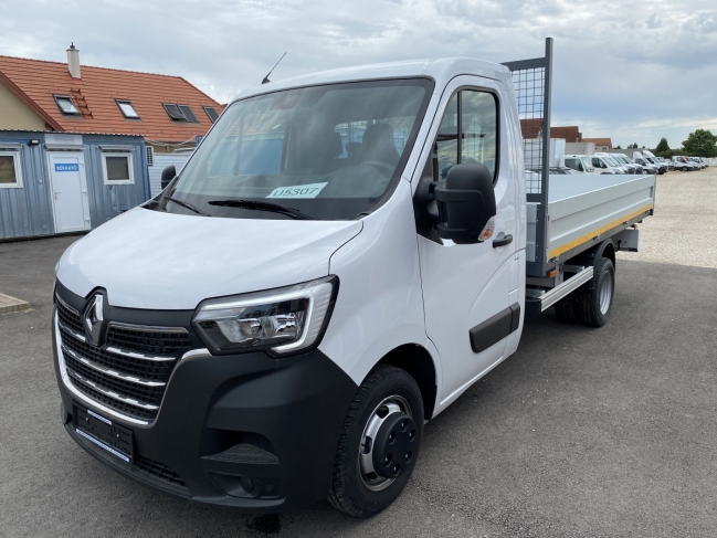 renault-master-l3h1p4-billencs-u5307-1238-01.jpg