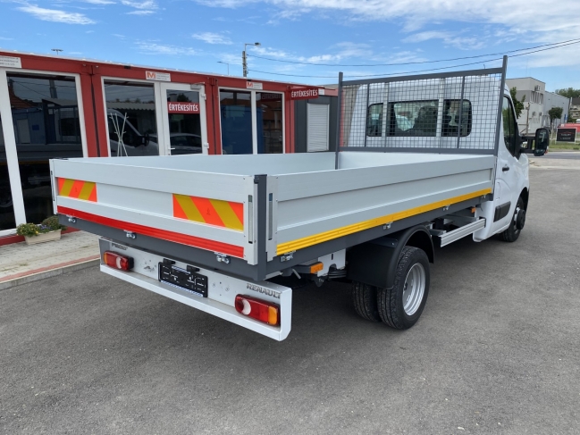 renault-master-l3h1p4-billencs-u5307-1238-04.jpg
